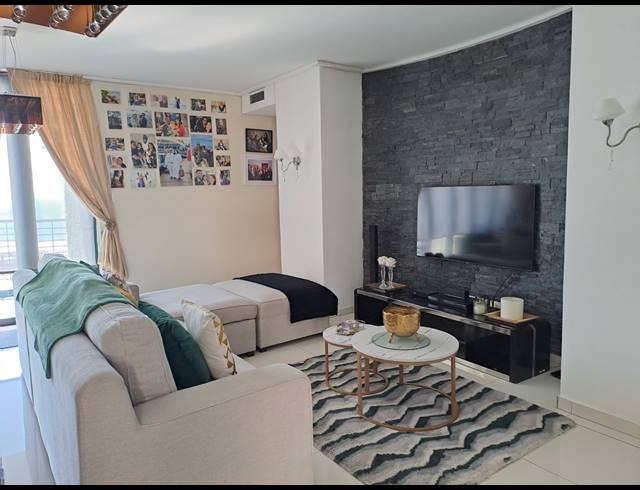 3 BEDROOM SECTIONAL TITLE FOR SALE IN POINT WATERFRONT